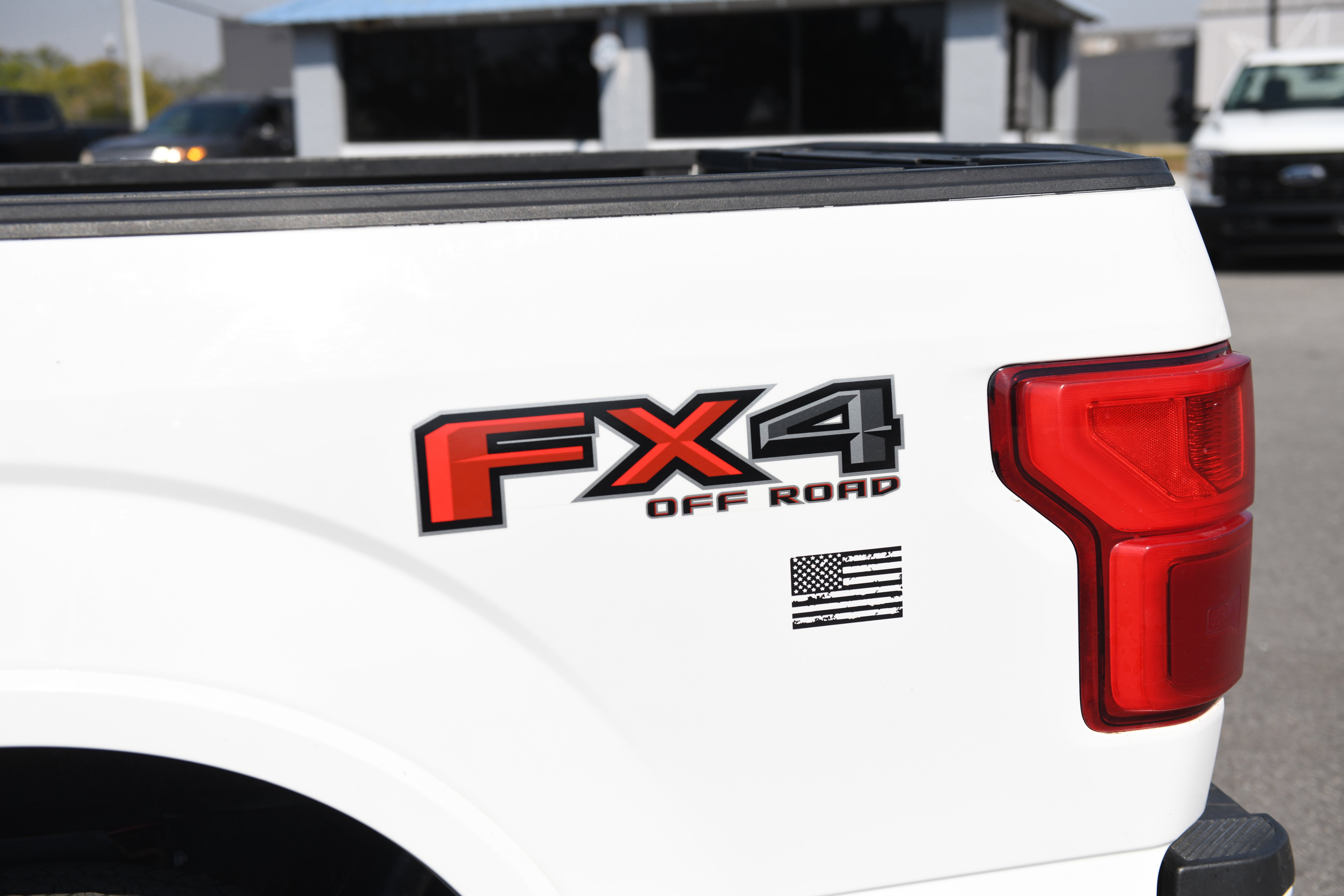 Used 2019 Ford F150 Lariat image 10