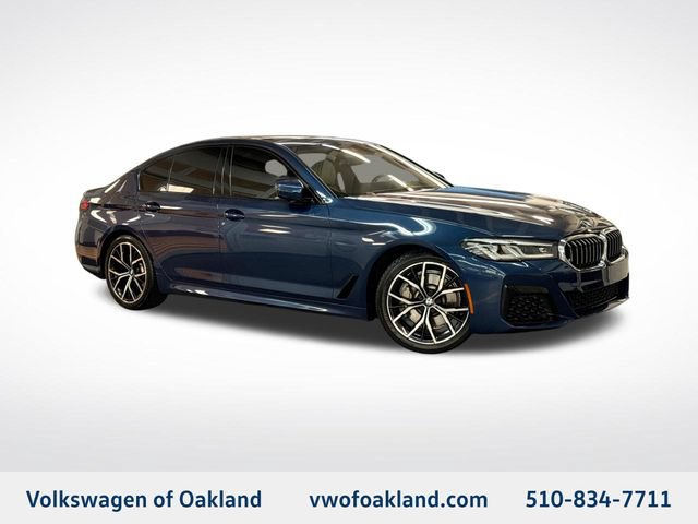Used 2022 BMW 530i w/ M Sport Package RWD image 1