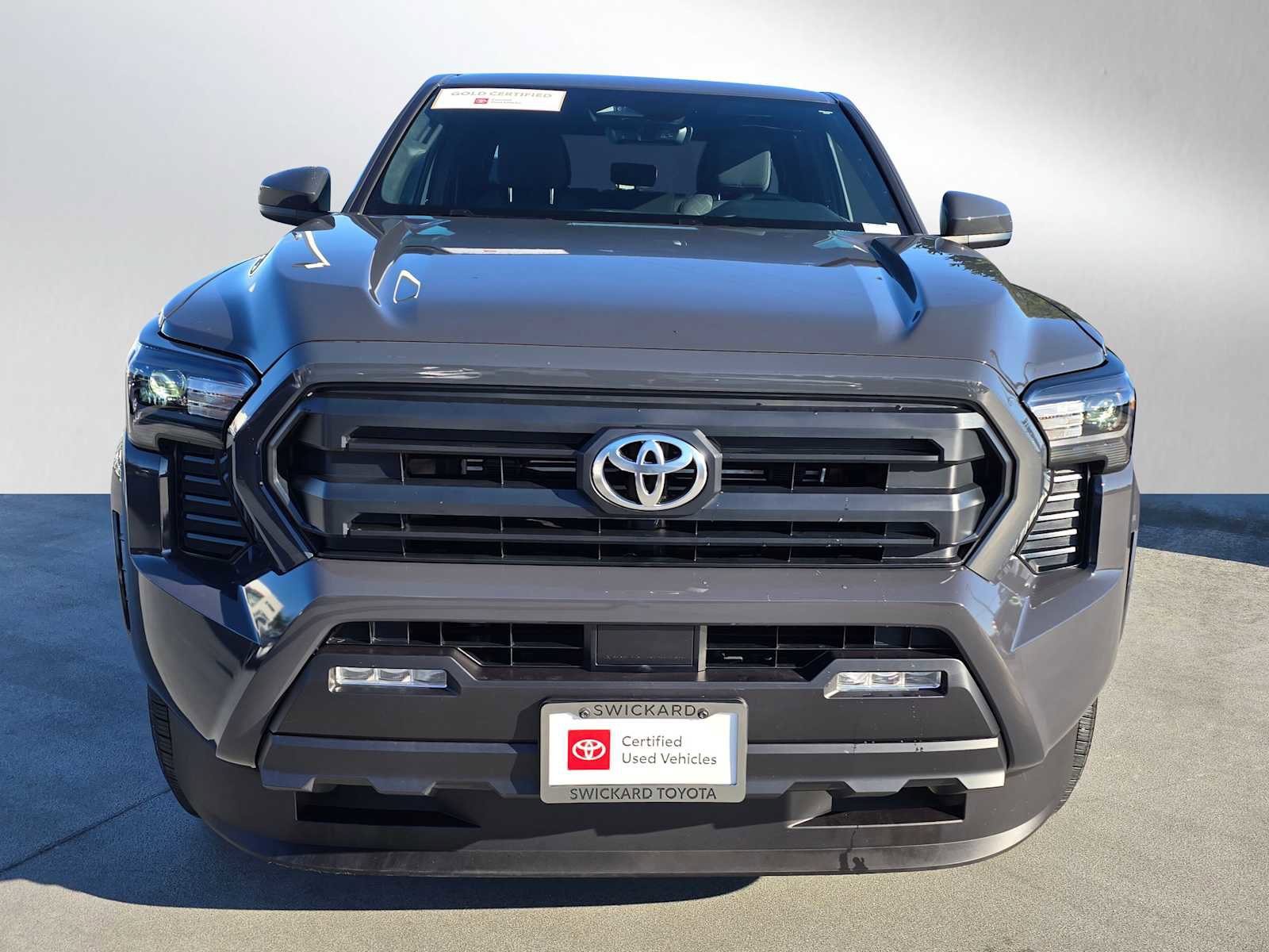 Certified 2025 Toyota Tacoma SR5 image 8
