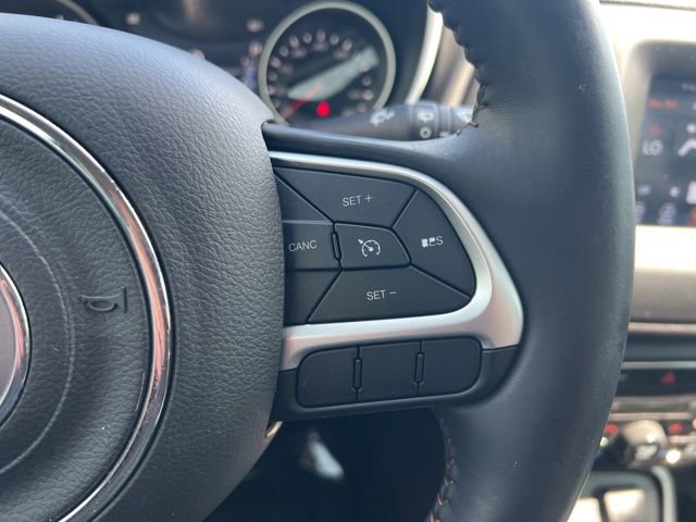 Used 2017 Jeep Compass Latitude w/ Popular Equipment Group FWD image 9