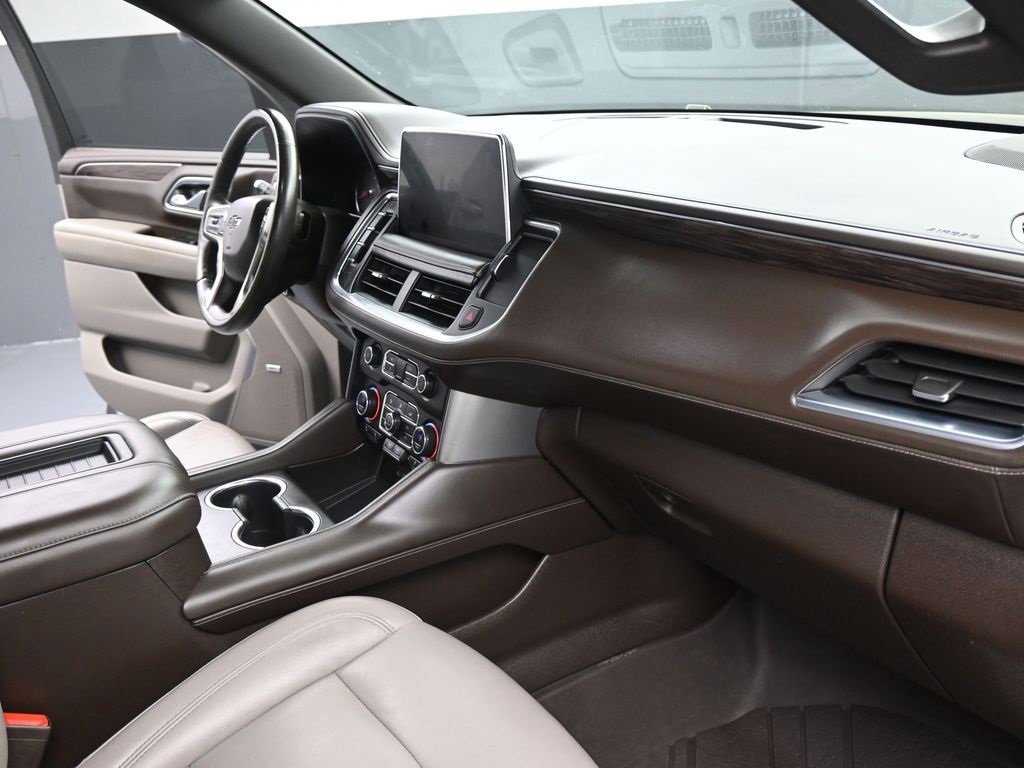 Used 2021 Chevrolet Tahoe Z71 w/ Z71 Off-Road Package image 2