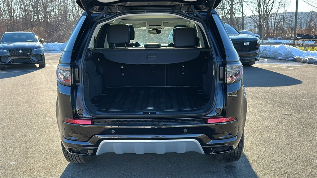 Used 2024 Land Rover Discovery Sport S image 25
