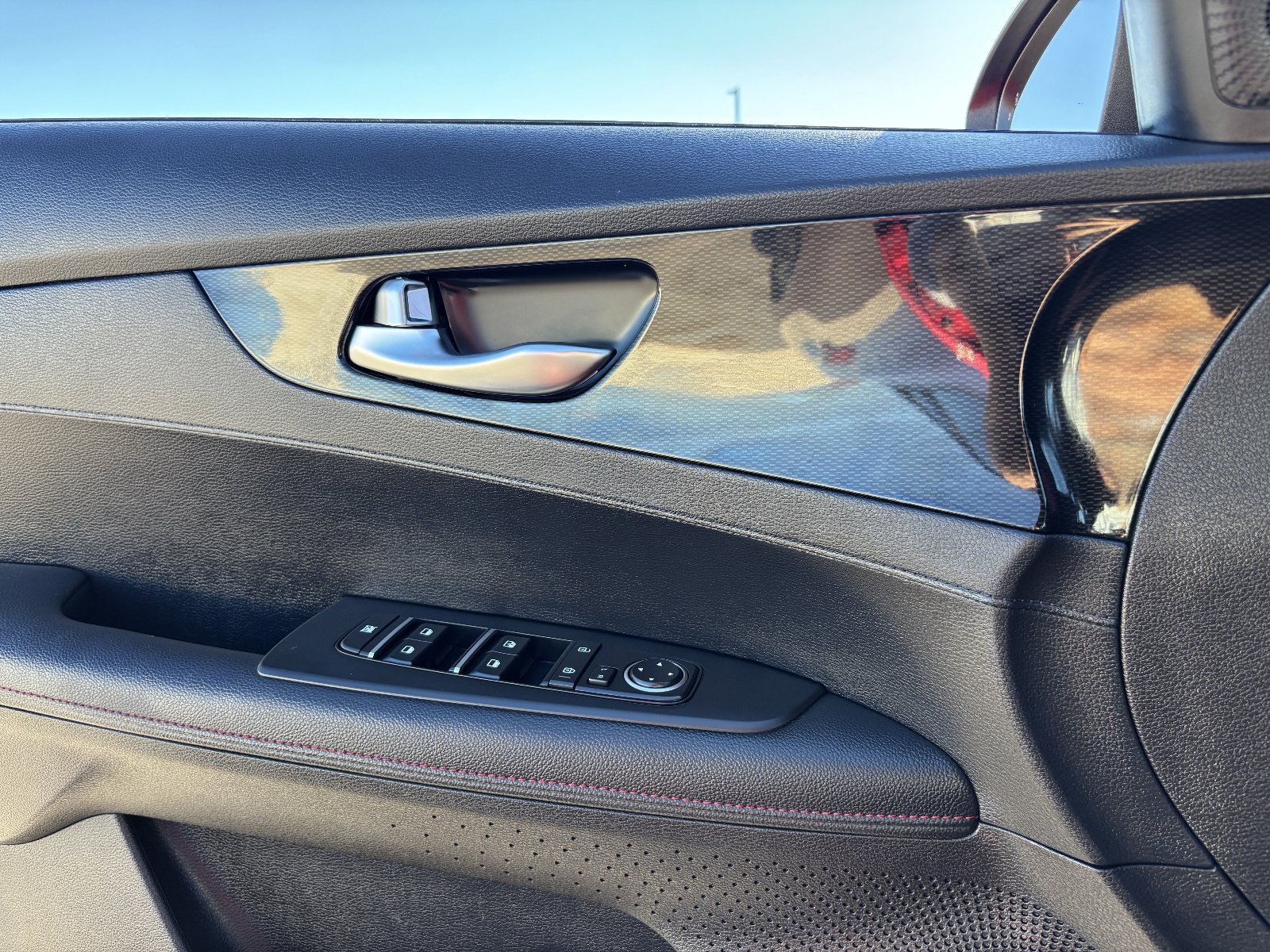 Used 2023 Kia Forte GT FWD image 22