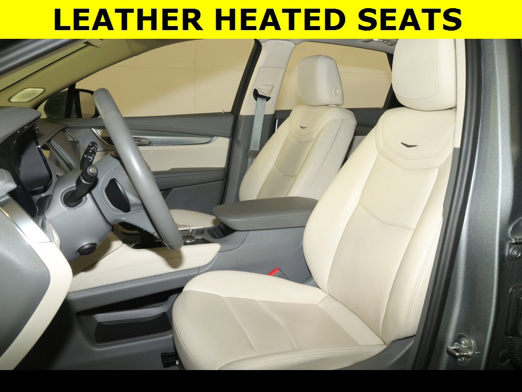 Used 2025 Cadillac XT5 Premium Luxury image 4