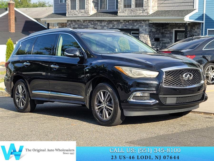Used 2018 INFINITI QX60 Luxe w/ Premium Package image 1