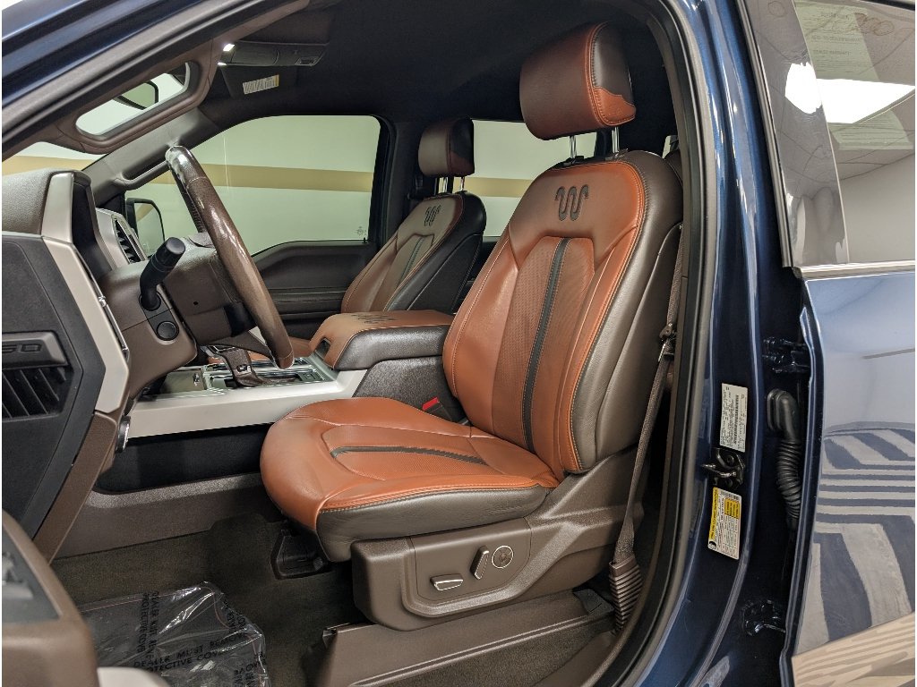 Used 2019 Ford F150 King Ranch w/ Equipment Group 601A Luxury AWD/4WD image 7