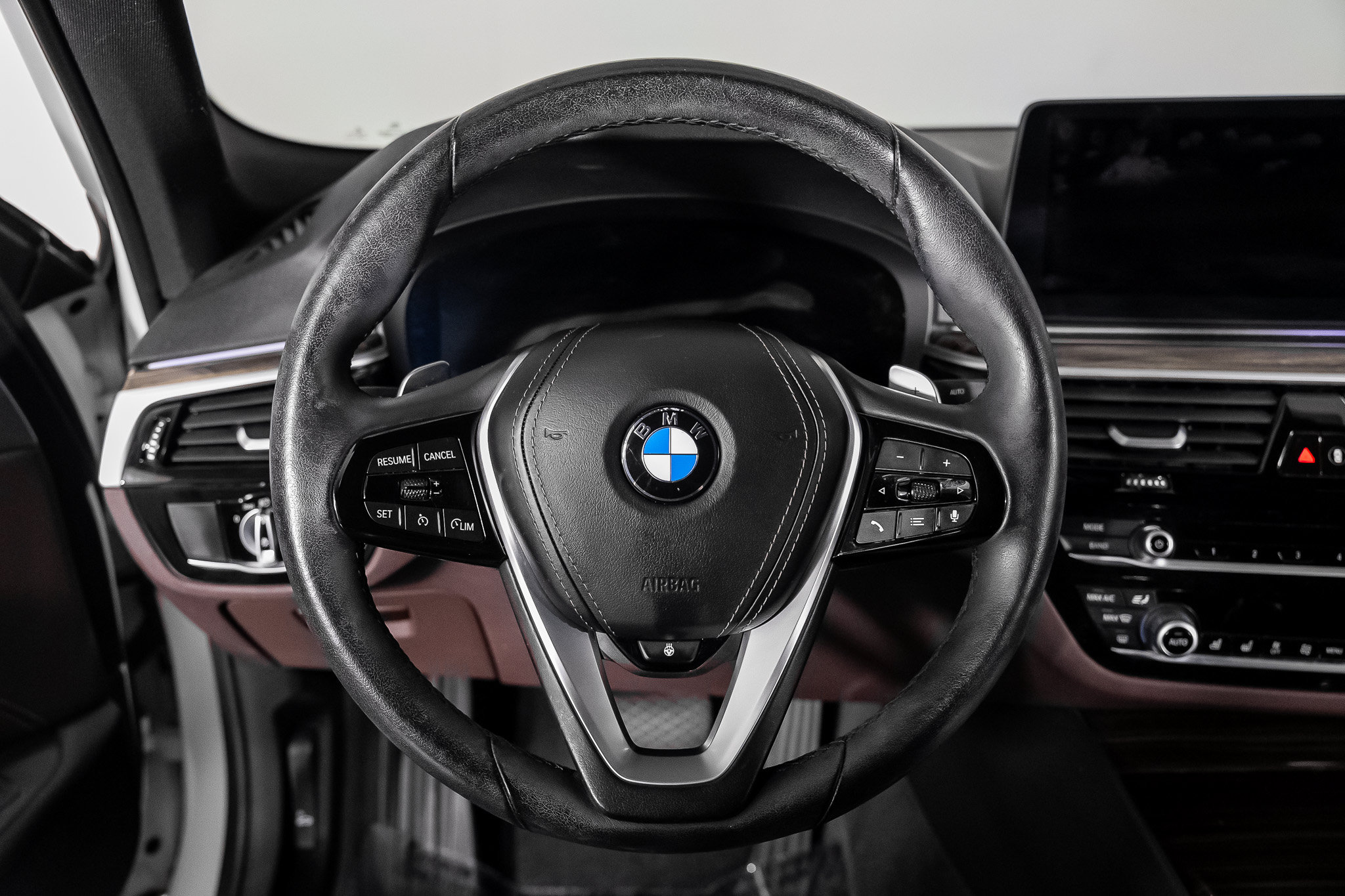 Used 2021 BMW 540i xDrive w/ Premium Package AWD/4WD image 44