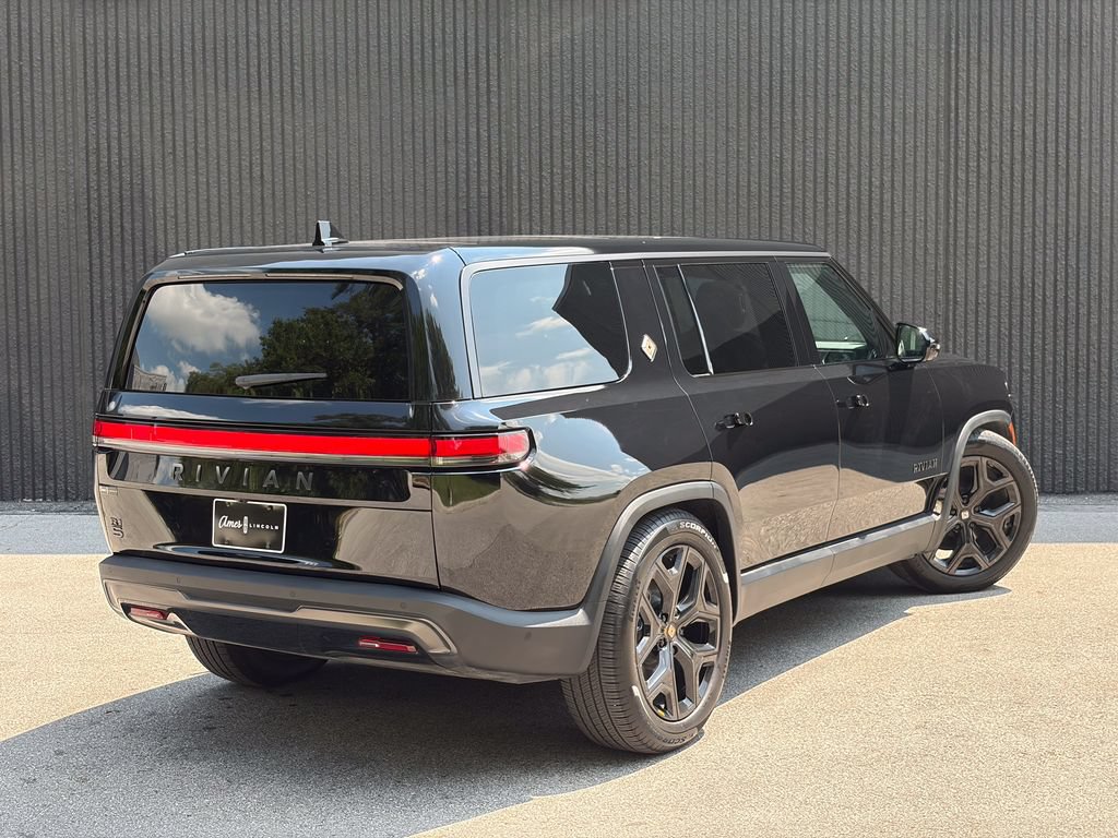 Used 2026 Rivian R1S Adventure AWD/4WD image 7