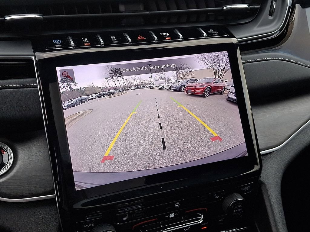 Used 2024 Jeep Grand Cherokee Limited 4xe image 19