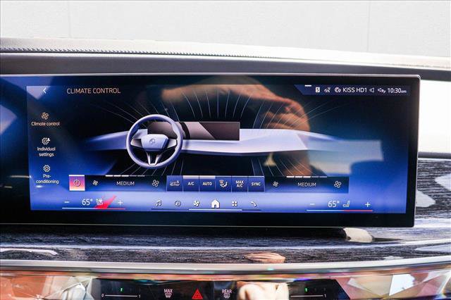 Used 2025 BMW 740i xDrive AWD/4WD image 18