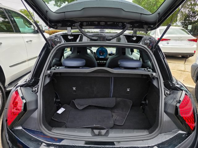 Used 2025 MINI Cooper S FWD image 10
