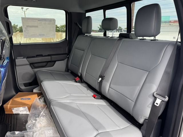 New 2026 Ford F350 XL w/ XL Chrome Package AWD/4WD image 17