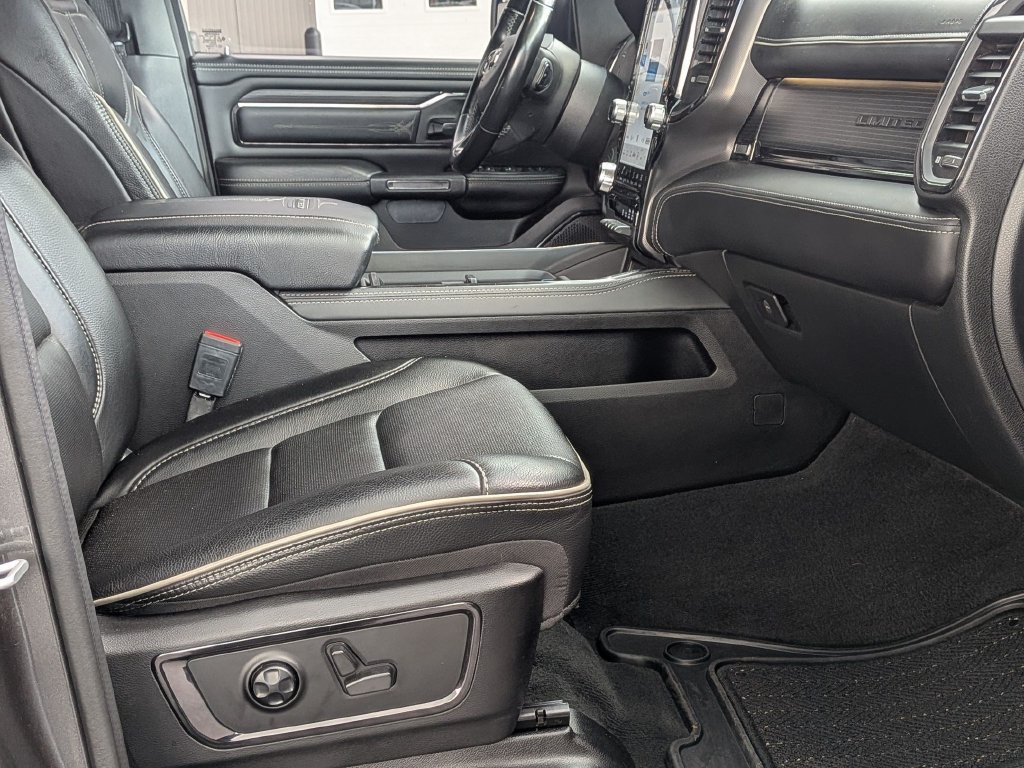Used 2022 RAM 1500 Limited w/ Body-Colour Bumper Group AWD/4WD image 27