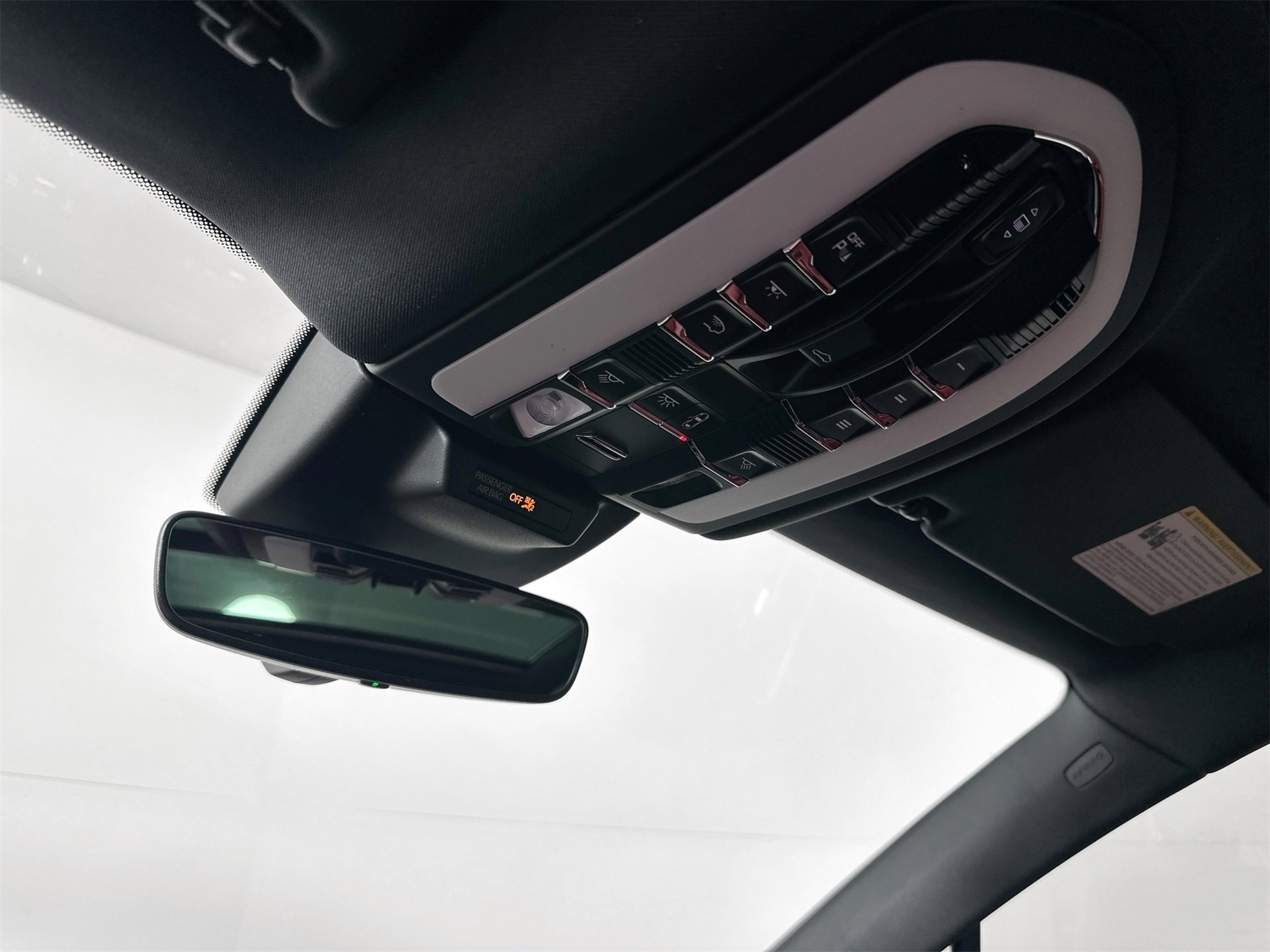 New 2026 Porsche Macan S image 25