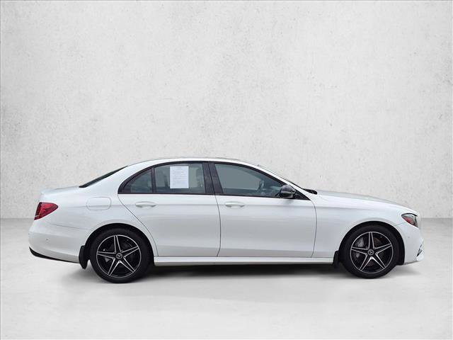 Certified 2018 Mercedes-Benz E 300 4MATIC image 4