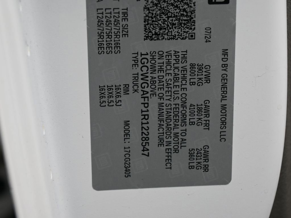 Used 2024 Chevrolet Express 2500 w/ Driver Convenience Package image 18