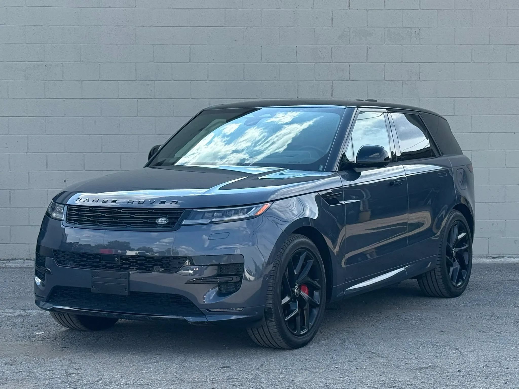 Used 2024 Land Rover Range Rover Sport Autobiography