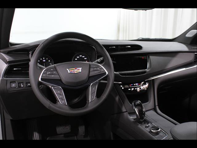 New 2026 Cadillac XT5 Premium Luxury w/ Driver Assist Package image 6