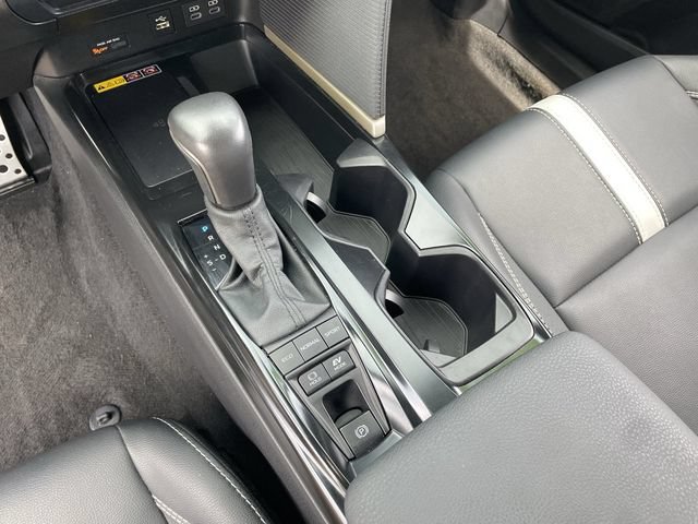 Used 2026 Toyota Camry SE FWD image 25