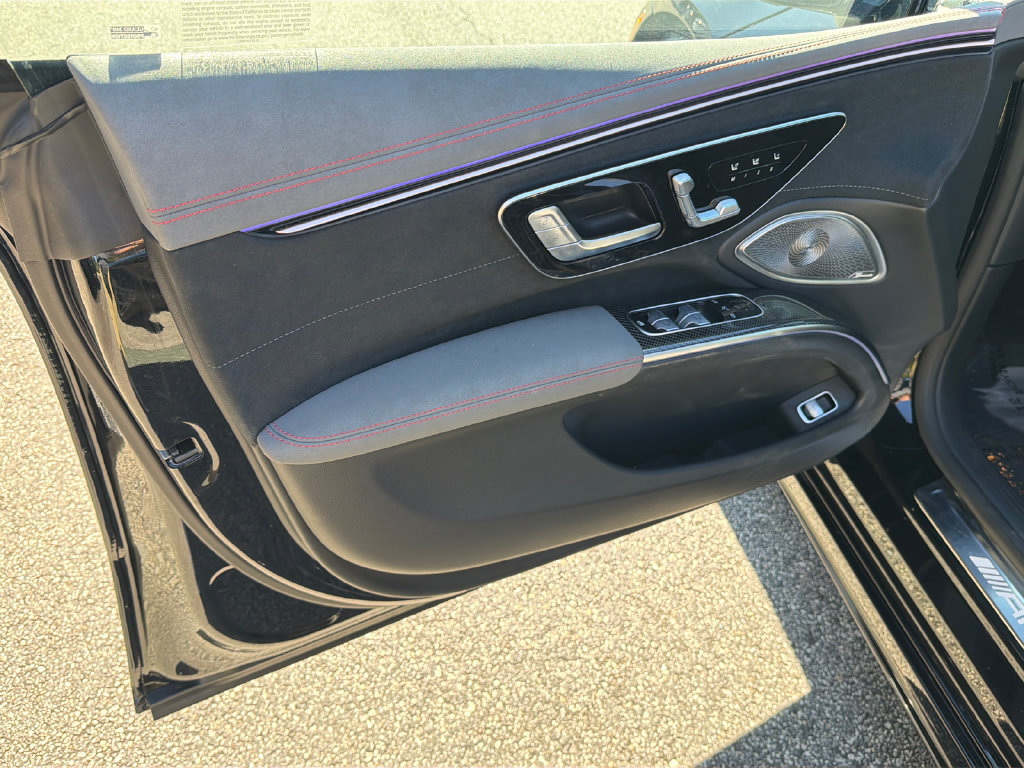 Used 2023 Mercedes-Benz EQS AMG 4MATIC image 10