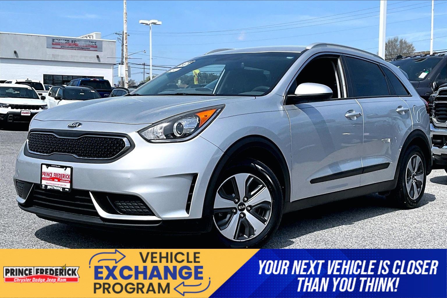Used 2017 Kia Niro LX image 3