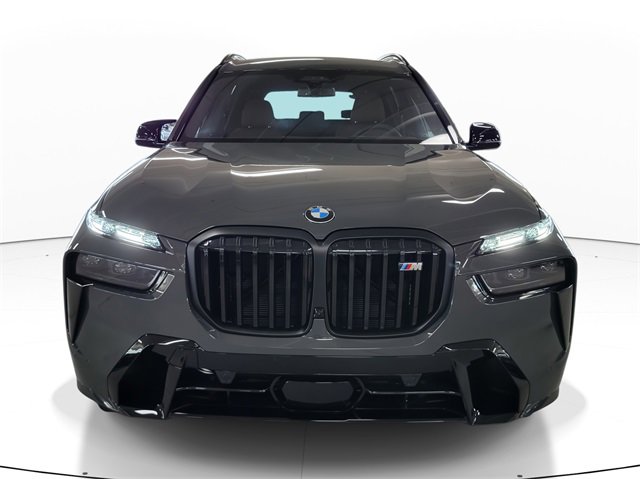 New 2026 BMW X7 M60i image 2