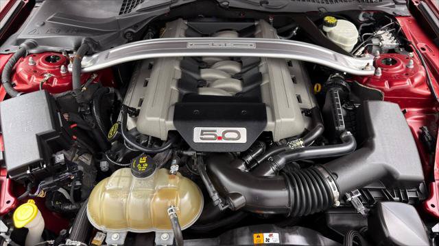 Used 2016 Ford Mustang GT w/ GT Performance Package RWD image 35