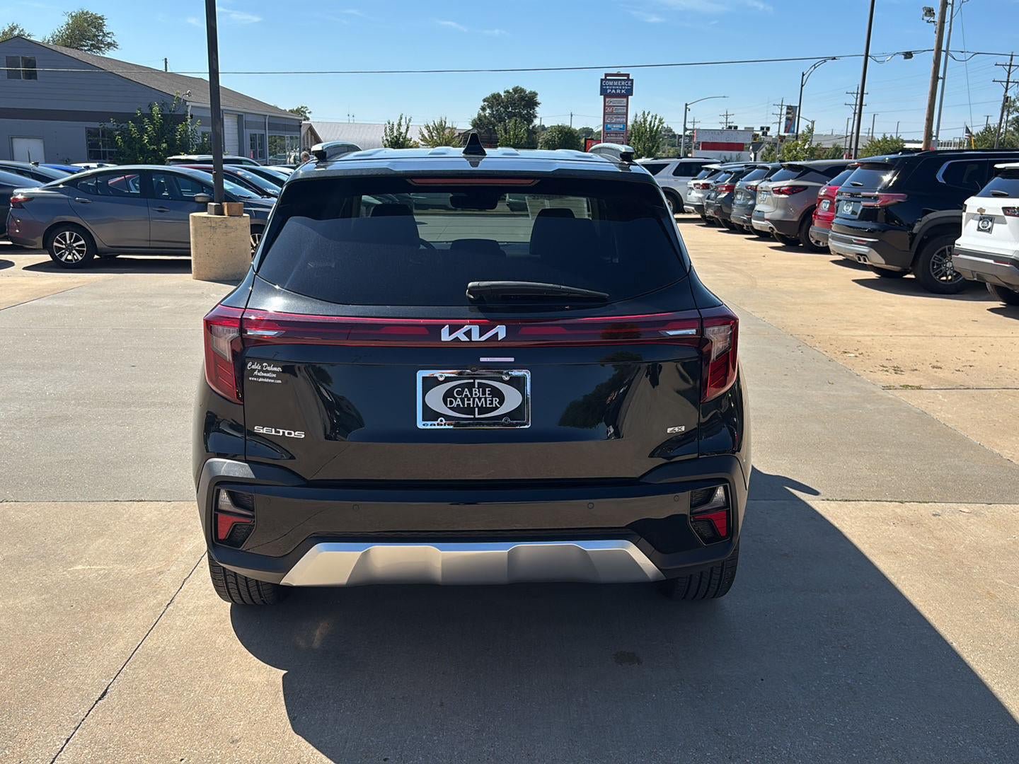 Used 2025 Kia Seltos SX AWD/4WD image 5