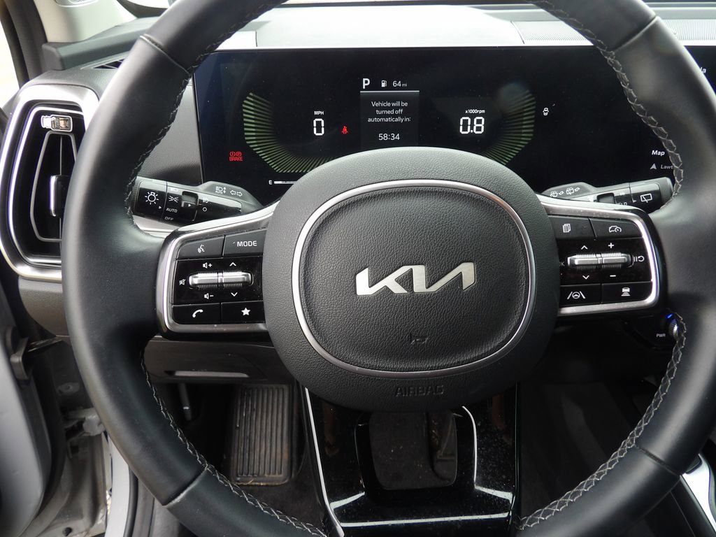 Used 2025 Kia Sorento EX FWD image 14