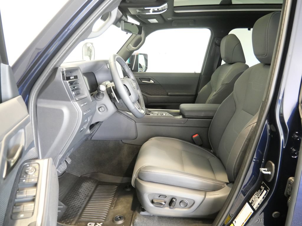 Certified 2026 Lexus GX 550 w/ Accessory Package (2T) AWD/4WD image 15
