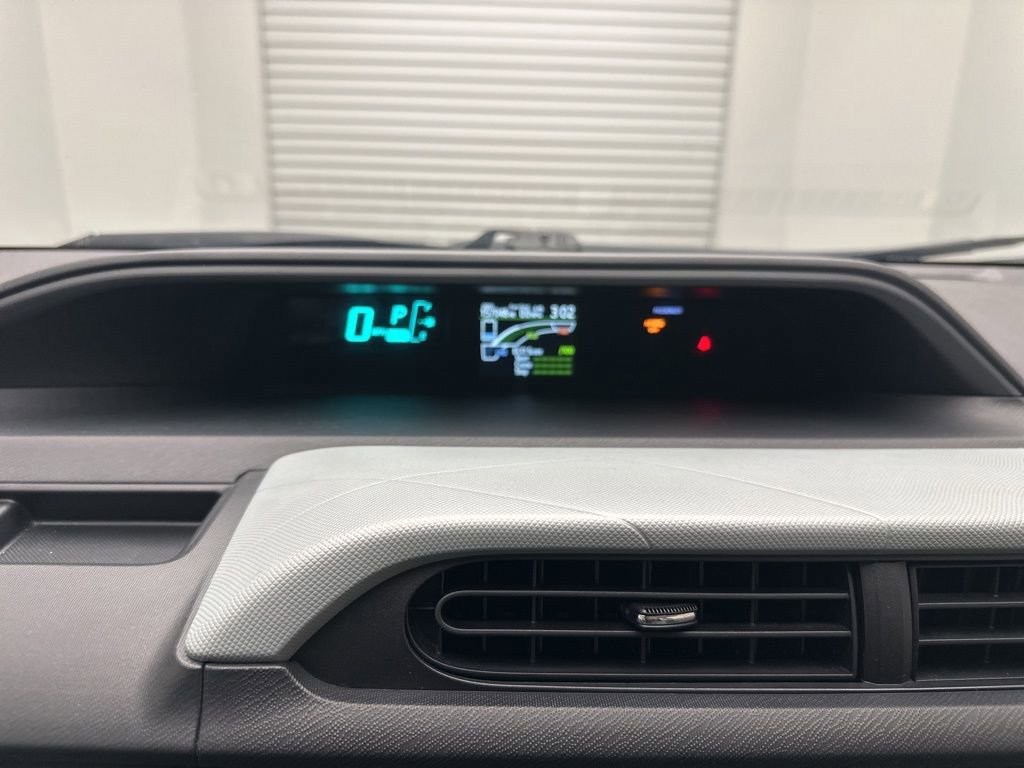 Used 2012 Toyota Prius C Three FWD image 19