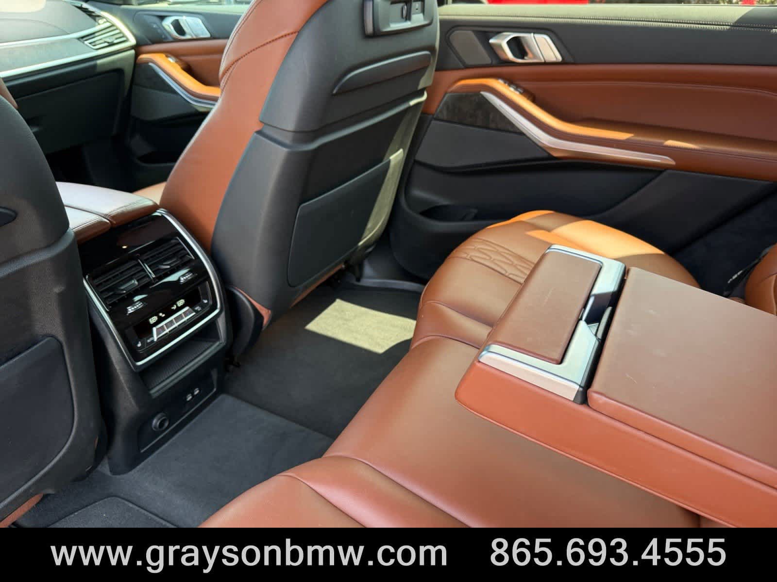 Used 2022 BMW X7 M50i AWD/4WD image 21