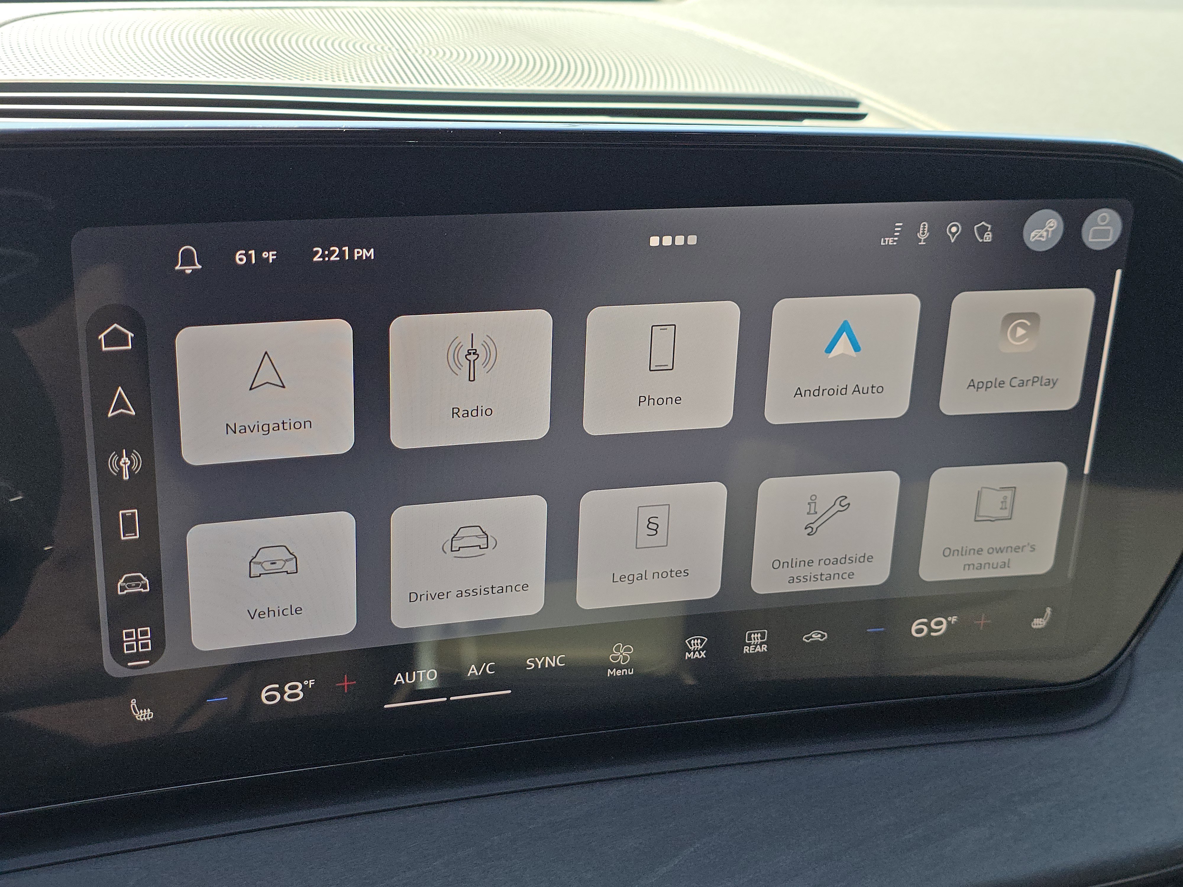 New 2026 Audi Q3 quattro 2.0T image 13