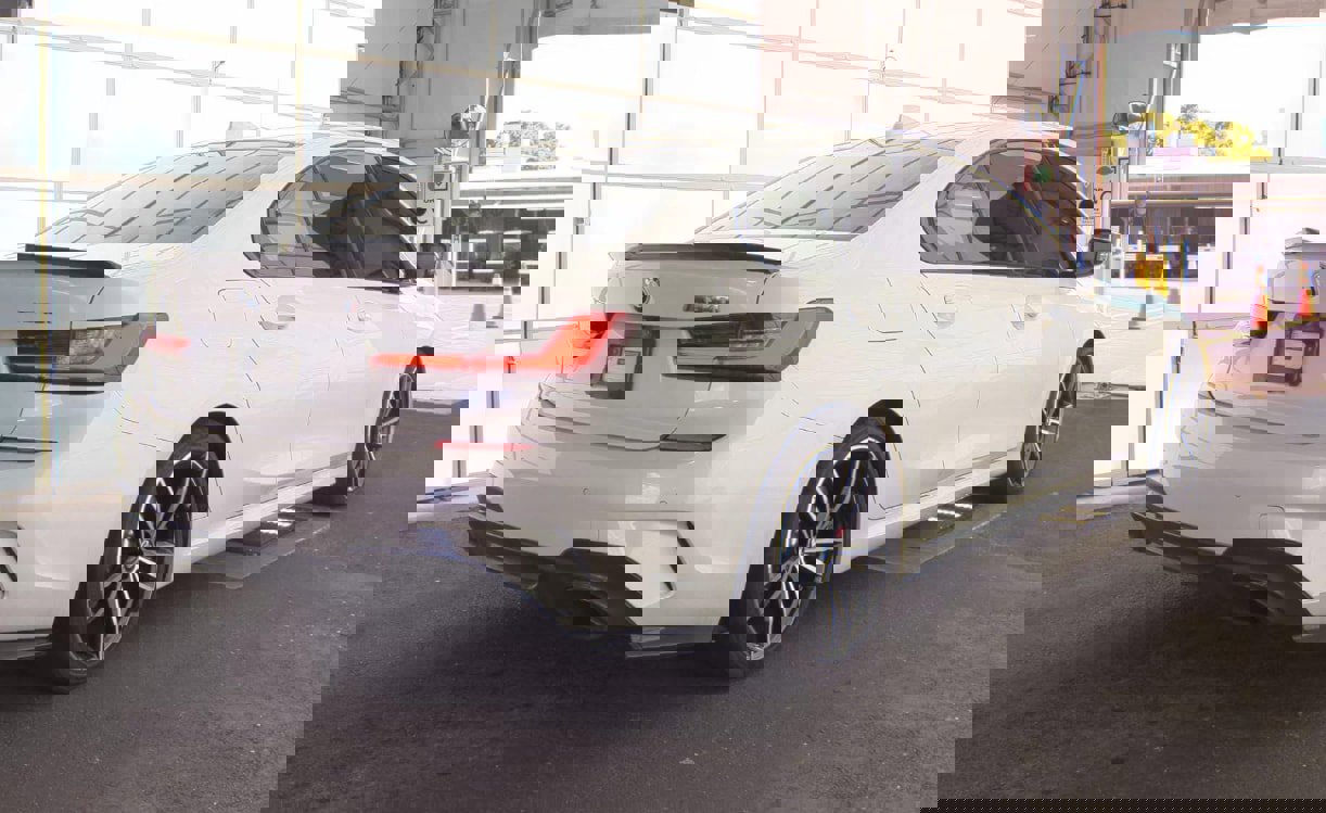 Used 2021 BMW M340i w/ Premium Package image 5