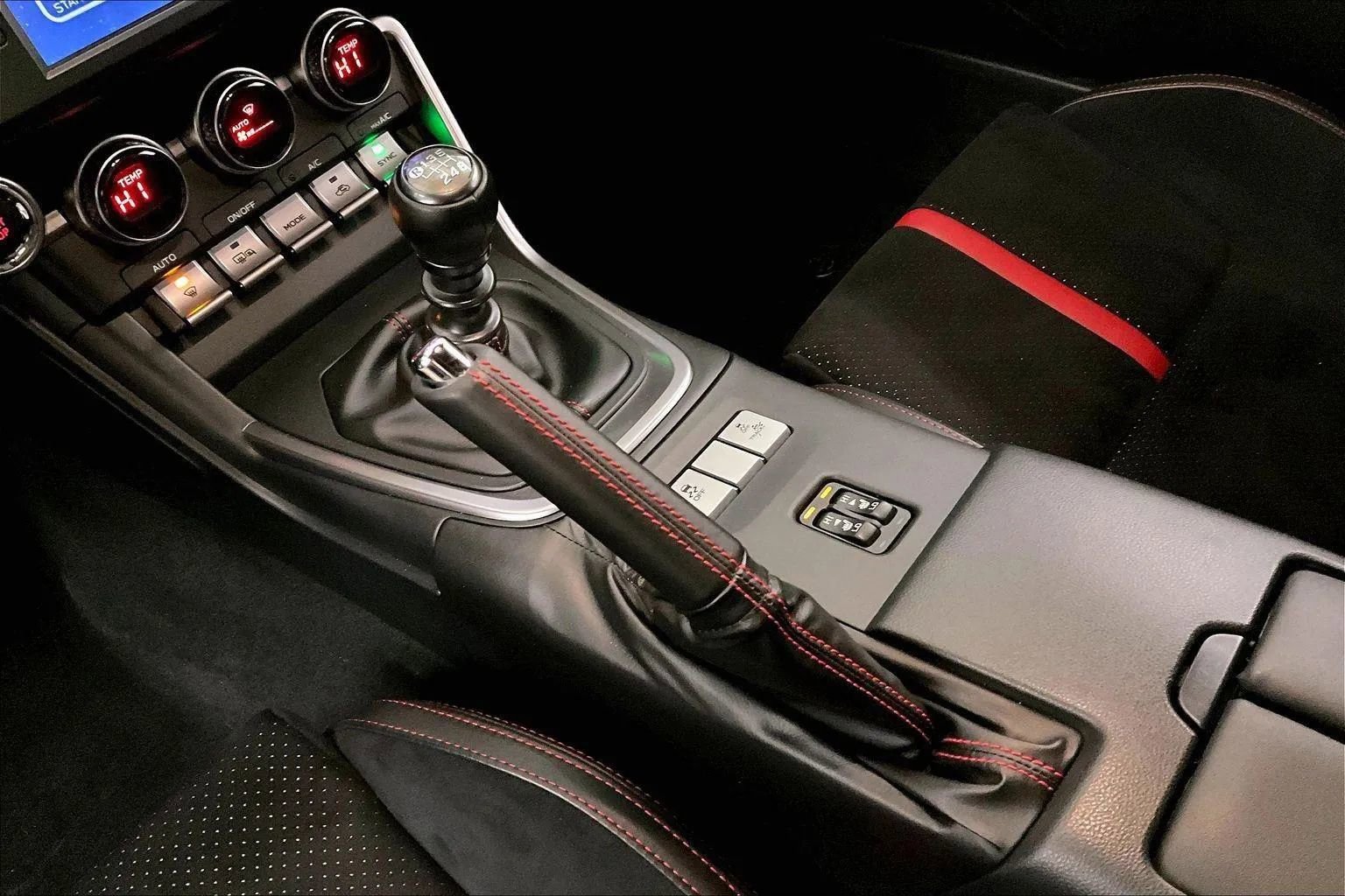 Used 2024 Subaru BRZ Limited image 16