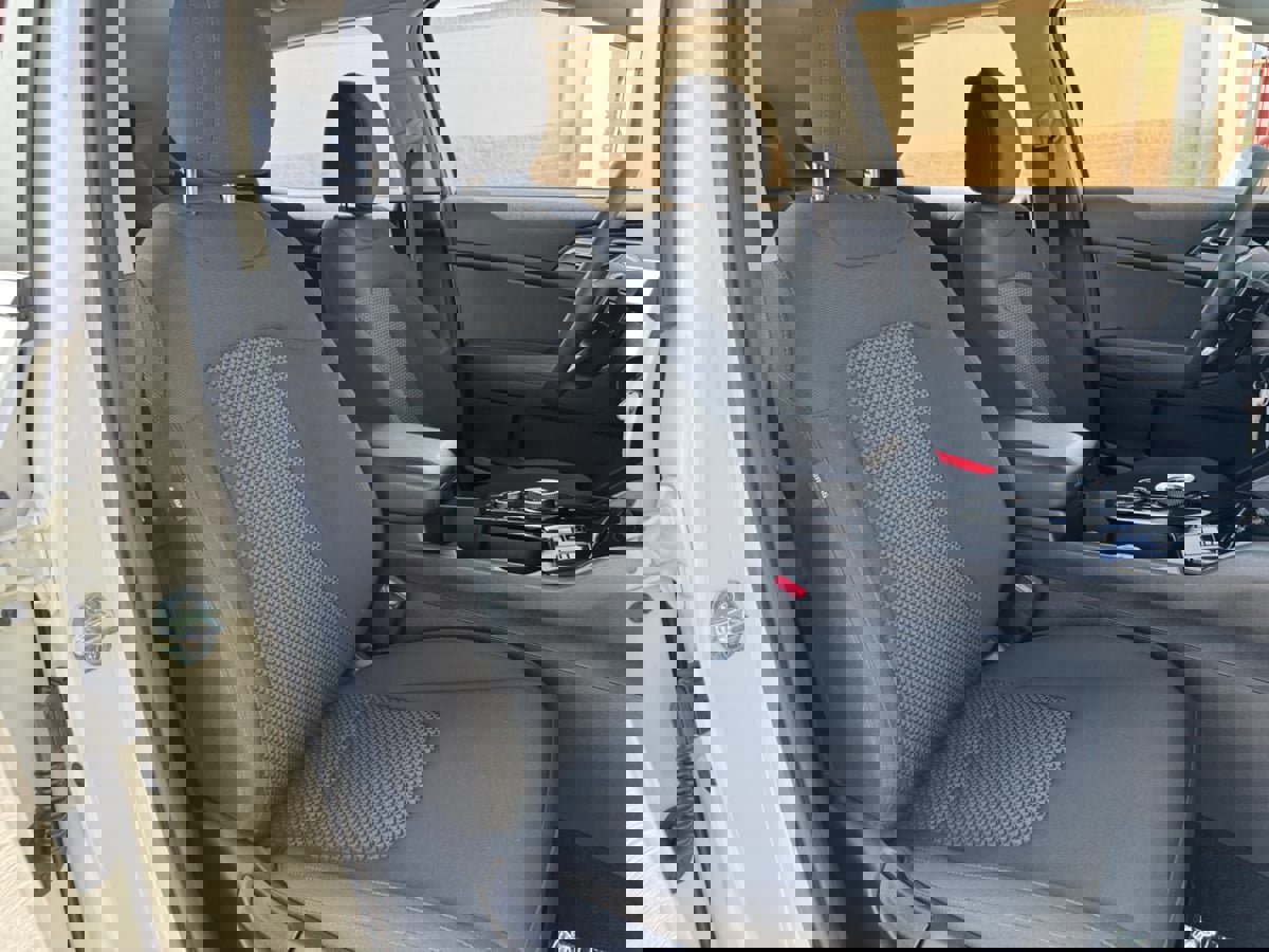 Used 2024 Kia Sportage LX image 19