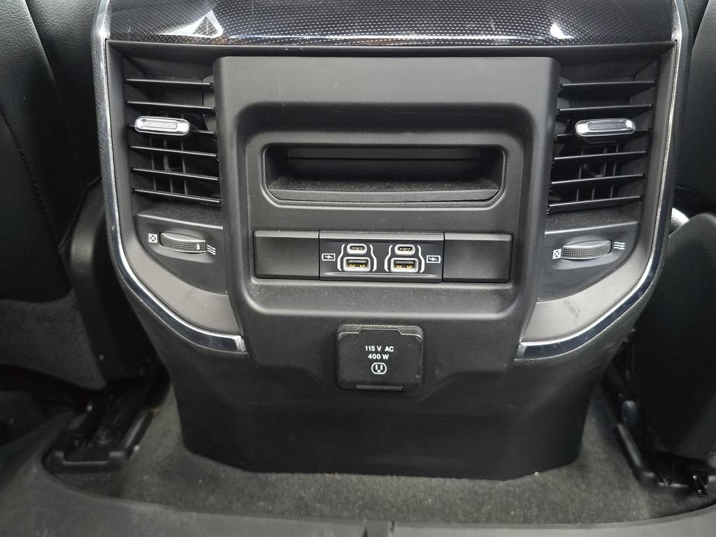 Used 2022 RAM 1500 Laramie w/ Sport Appearance Package AWD/4WD image 18