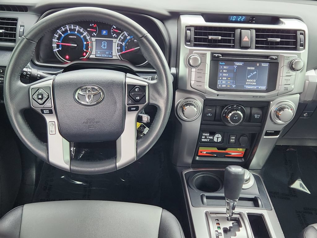 Used 2018 Toyota 4Runner SR5 Premium AWD/4WD image 3
