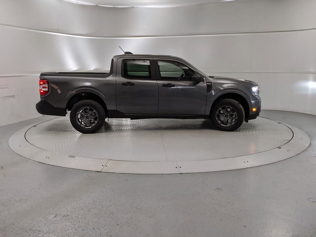 New 2026 Ford Maverick XLT image 2