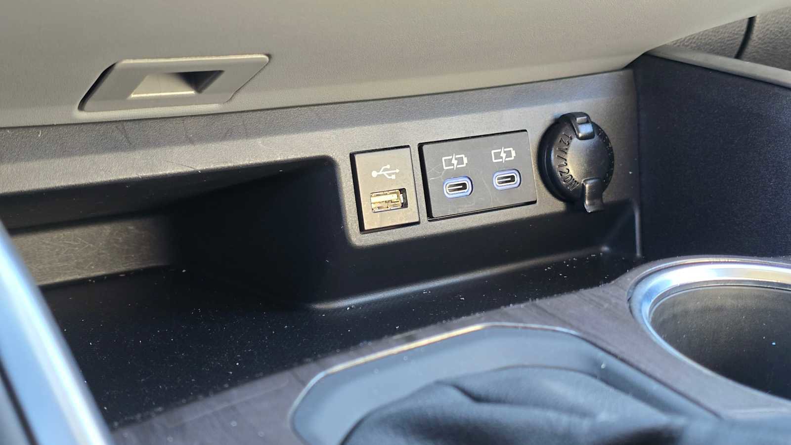 Used 2022 Toyota Highlander Platinum image 34