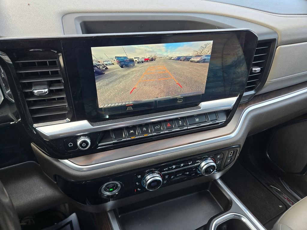 Used 2023 GMC Sierra 1500 SLT w/ SLT Convenience Package AWD/4WD image 9