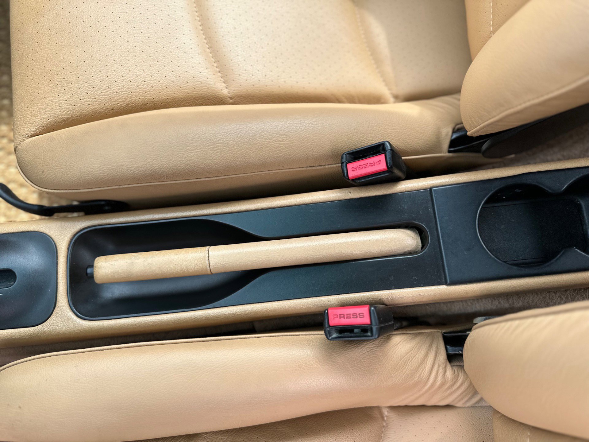 Used 1996 Porsche 911 Carrera RWD image 40