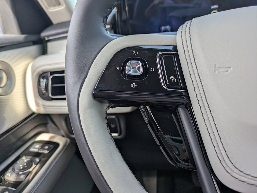New 2026 Lincoln Aviator Reserve AWD/4WD image 33