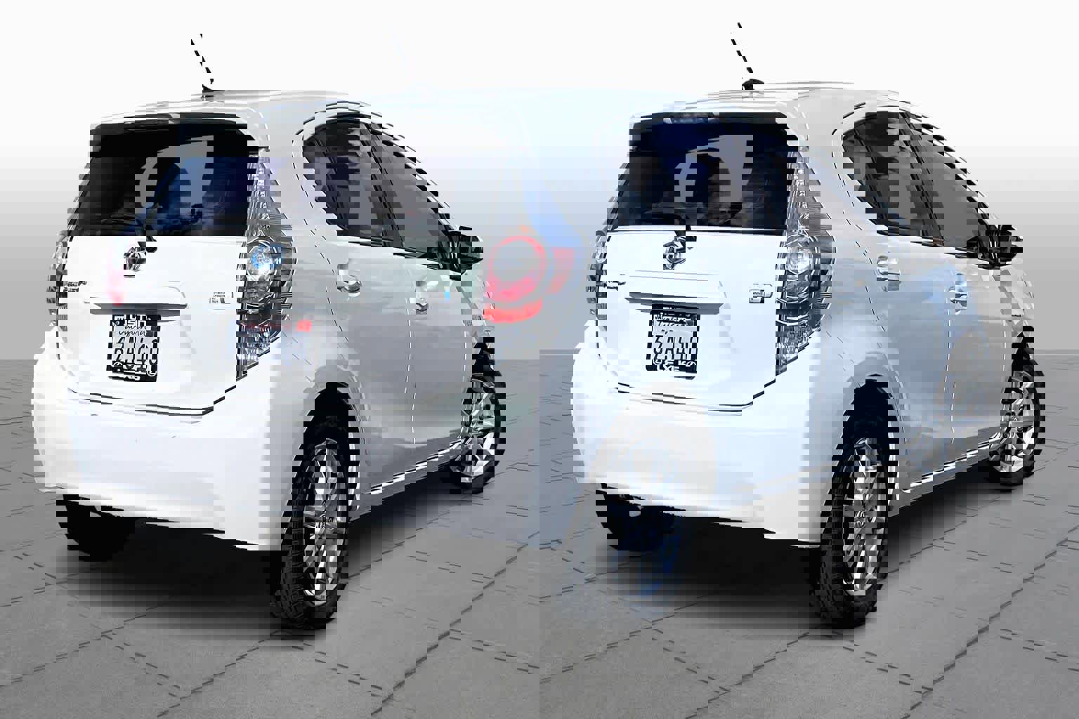 Used 2012 Toyota Prius C Four image 12