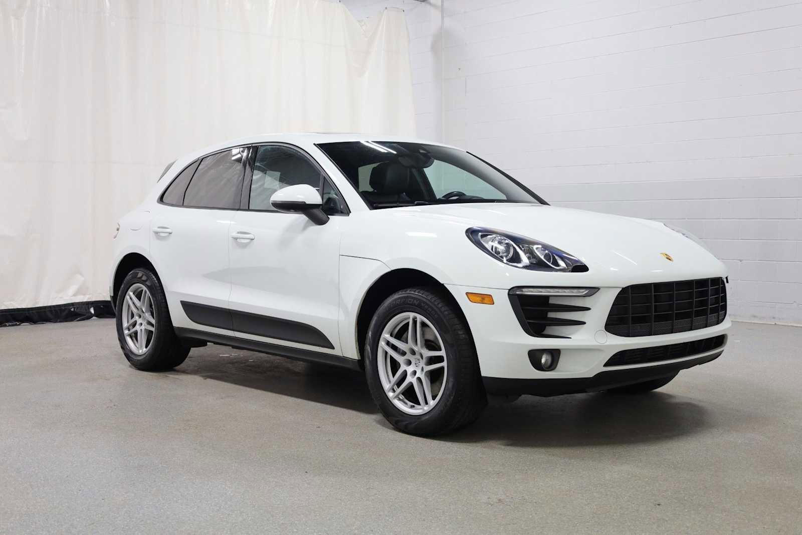 Used 2017 Porsche Macan image 13