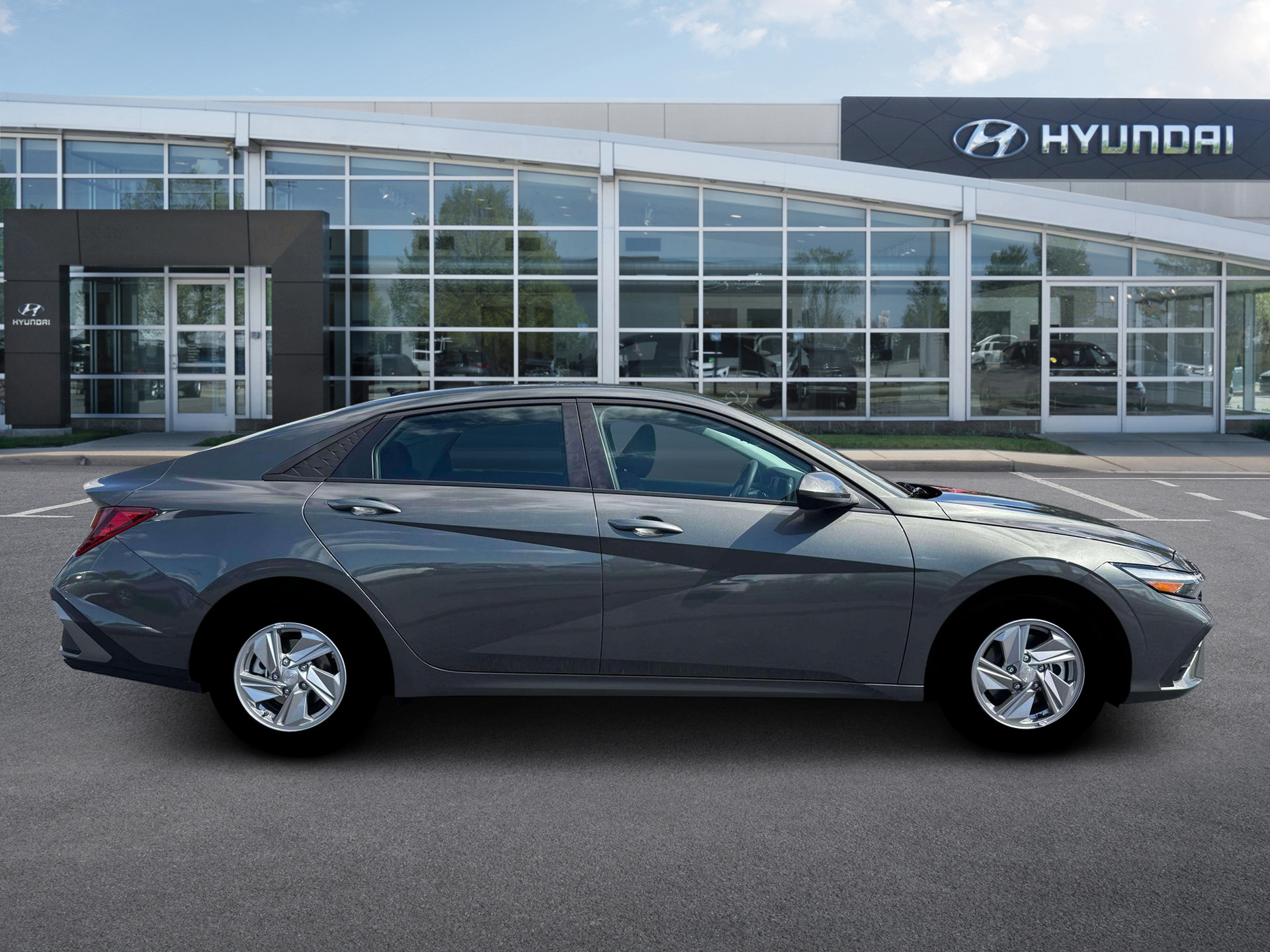 New 2026 Hyundai Elantra SE FWD image 9