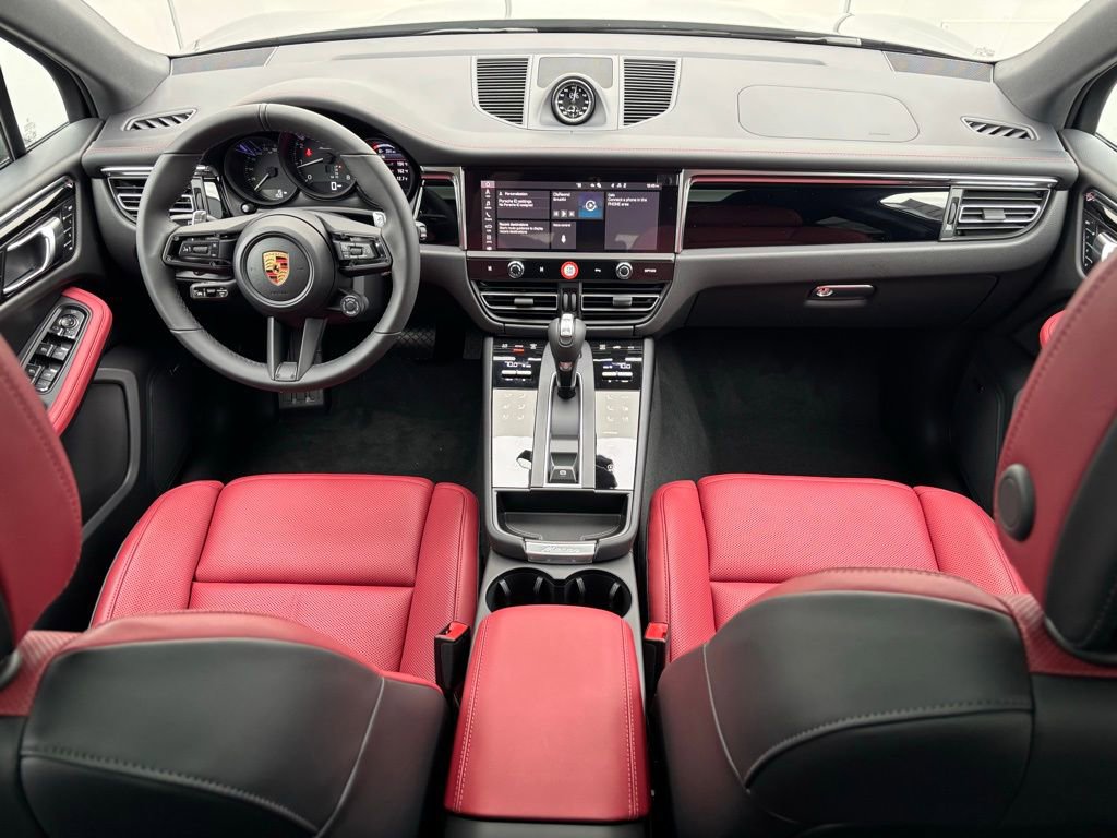 New 2026 Porsche Macan image 22