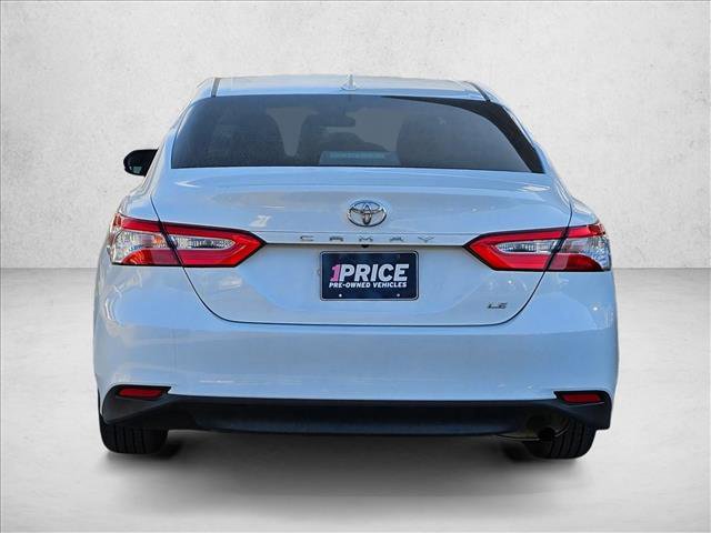 Used 2020 Toyota Camry LE image 7