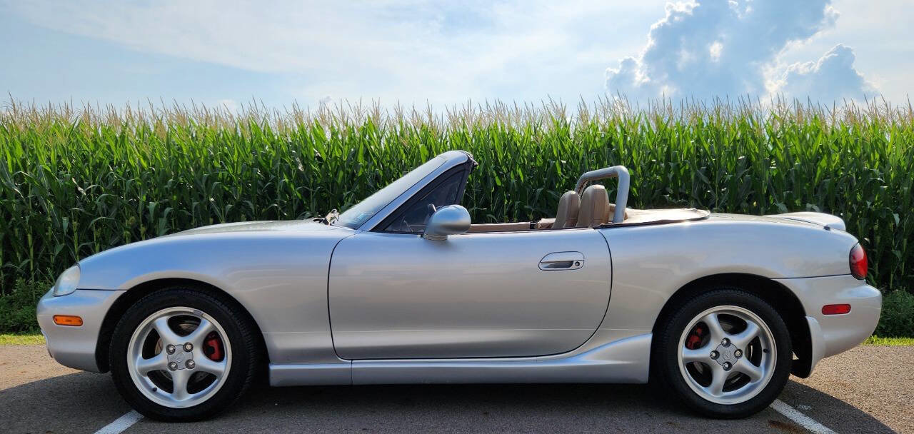 Used 1999 MAZDA MX-5 Miata image 2