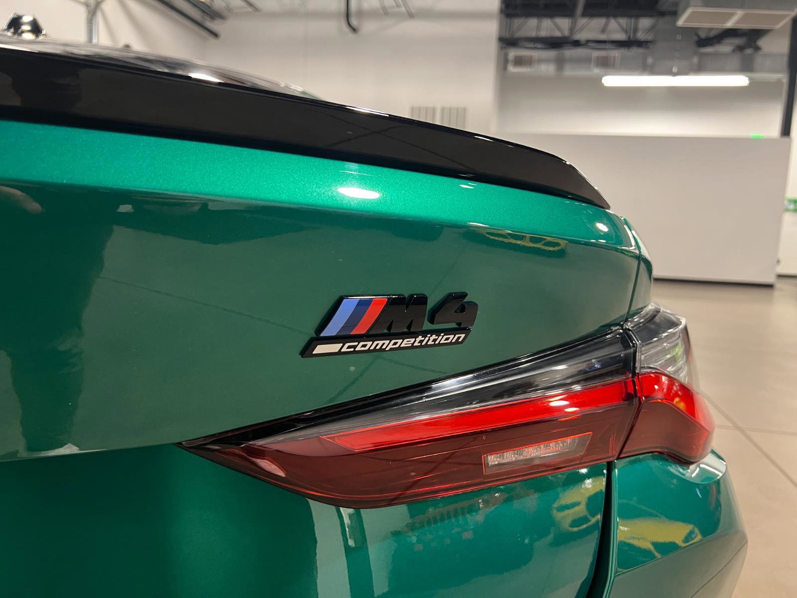 Used 2024 BMW M4 Competition w/ Executive Package image 33